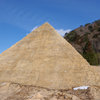 雪のクフ王のピラミッド