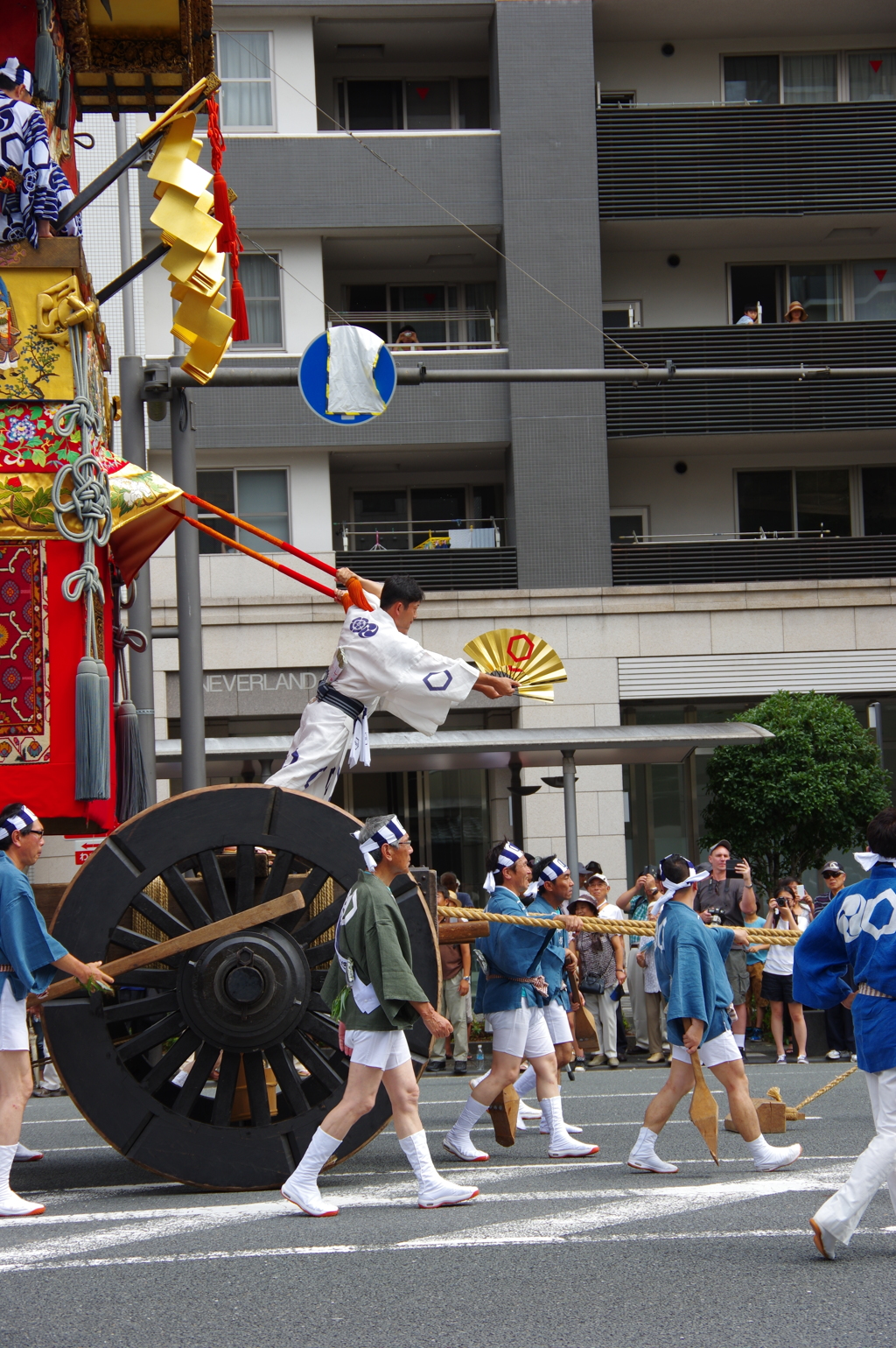 北観音山の音頭取り