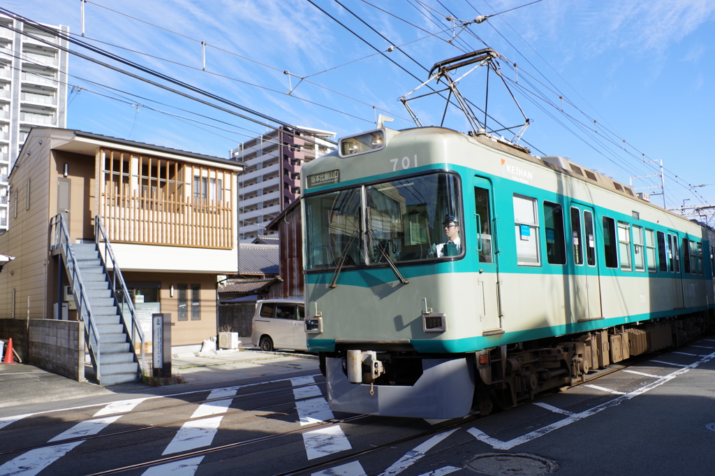 この色は軌道線が似合います。