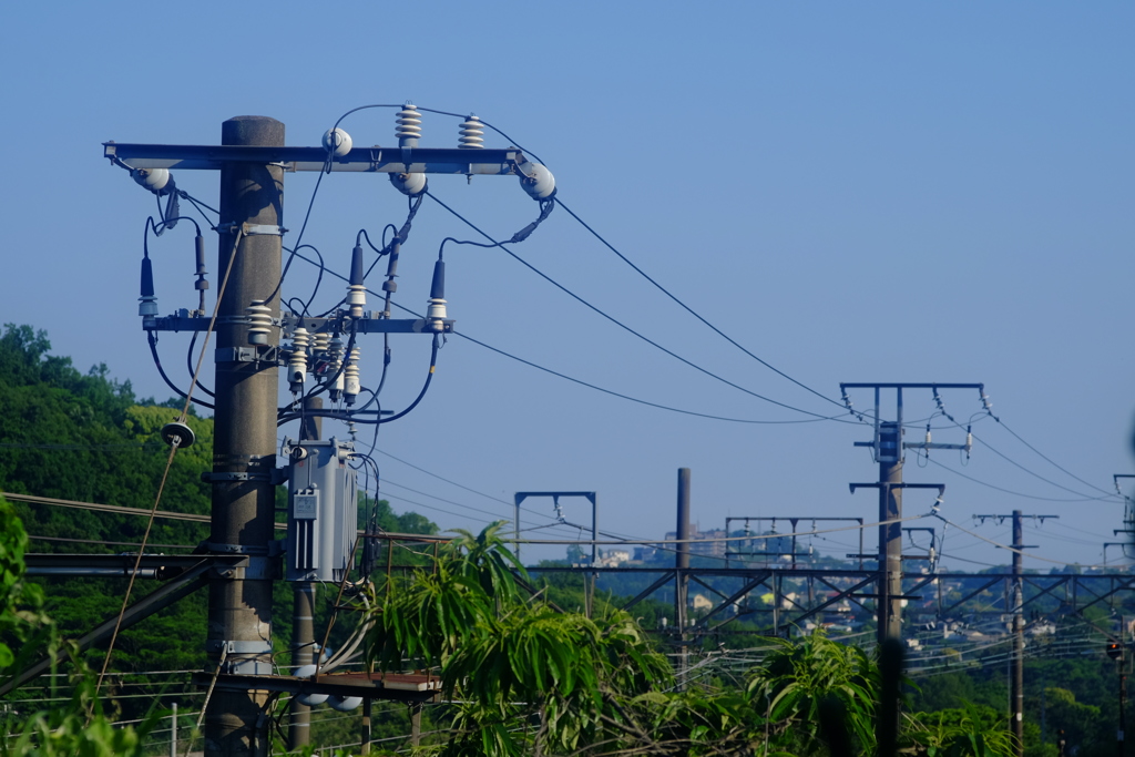 清々しい青空電柱