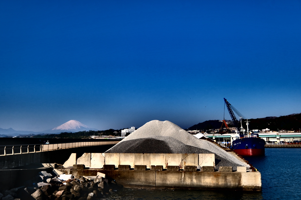 砂利の富士山