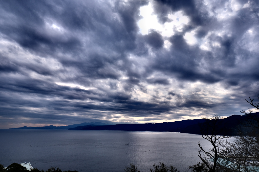 湾の空