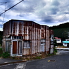 劣化の進む元駄菓子店