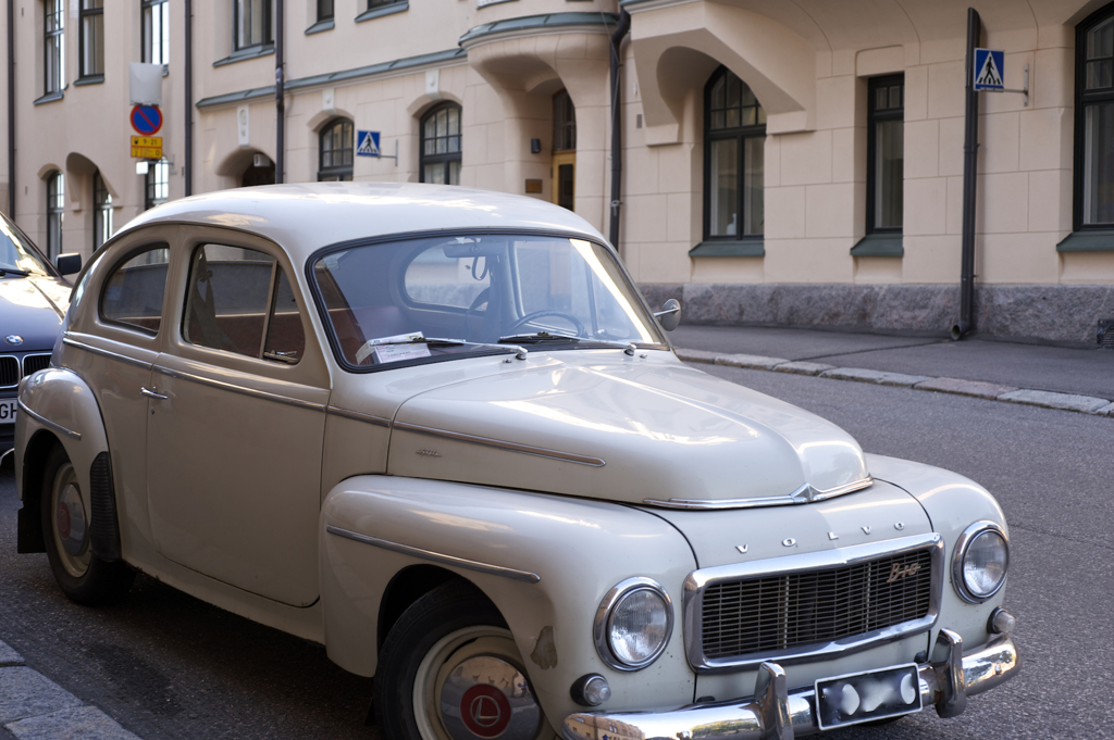 VOLVO
