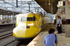 電車が参ります