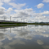 雨のち曇りのち水鏡