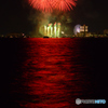 染まる海面