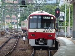 京急の主力 2100形電車