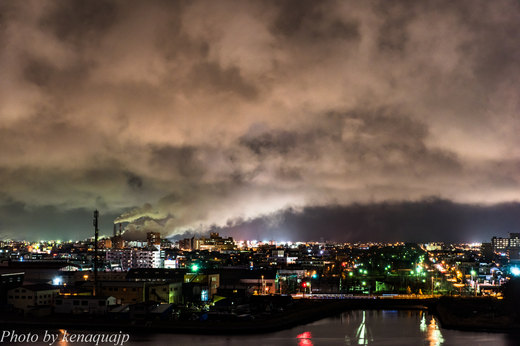 雲の工場