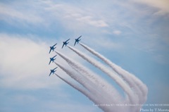 空を翔るブルーインパルス⑦