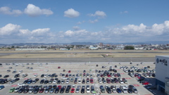 駐車場・滑走路・となり町