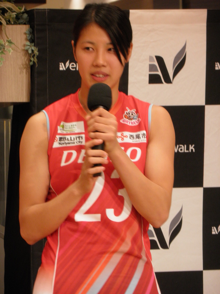 セナ(佐野伶奈)