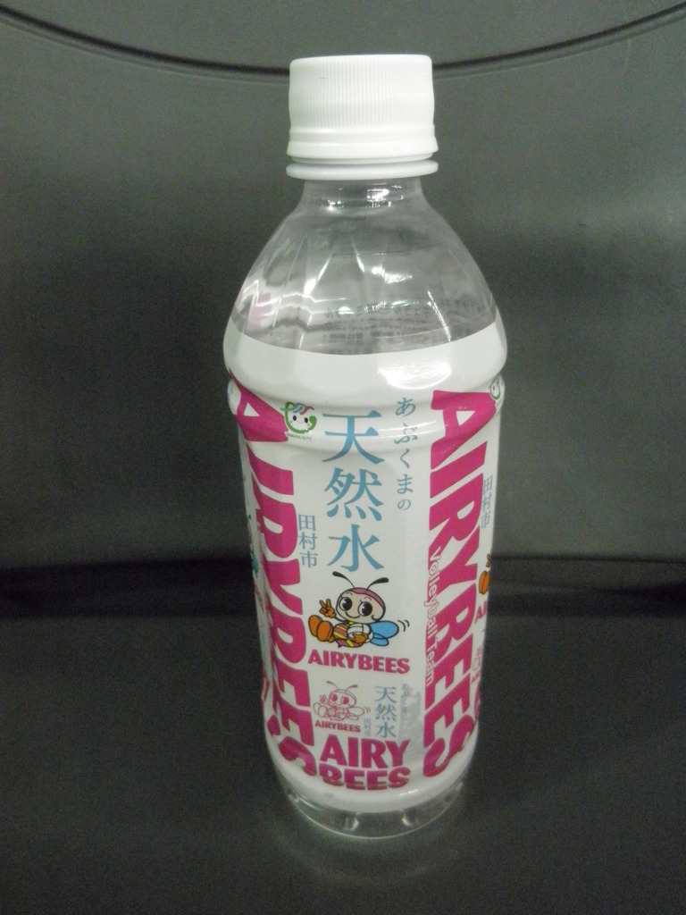 ナチュラルミネラルウォーター