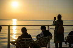 いなげの浜ウッドデッキからの夕陽