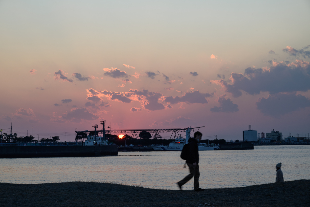 夕陽の千葉みなと４