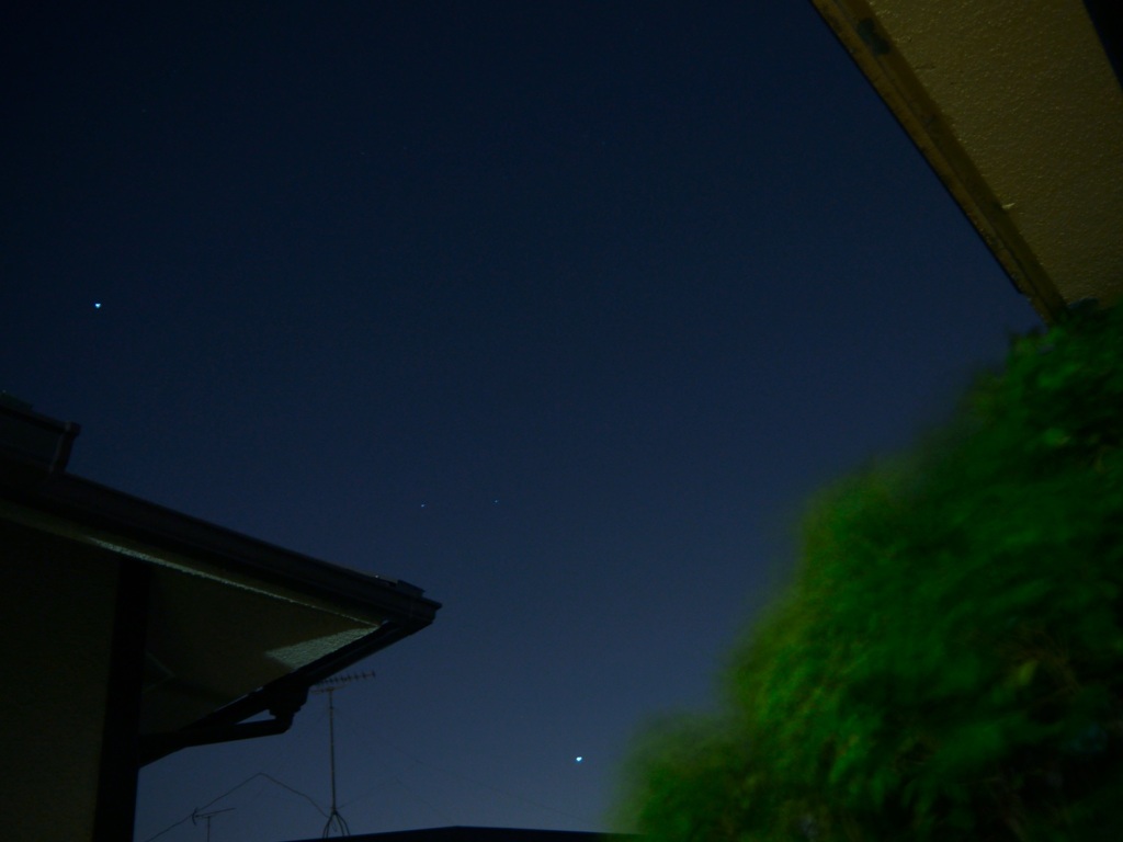 家の前からの夜空撮影
