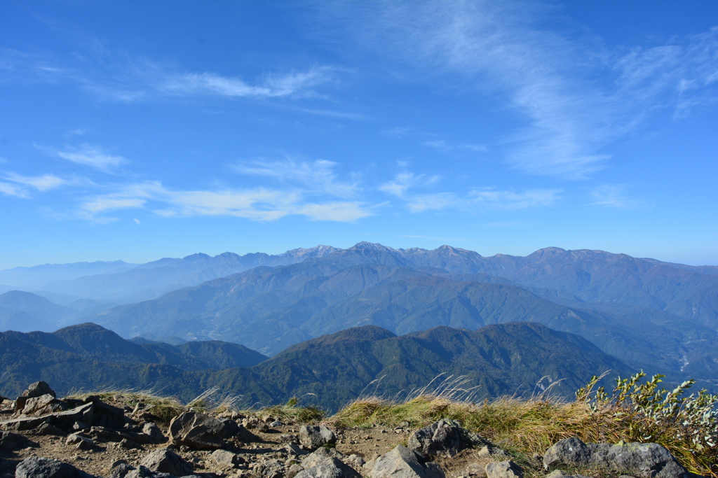 雨飾山から望む後立山連峰