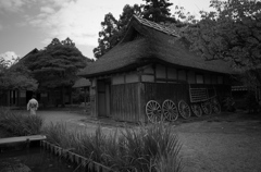 豪農の館の午後