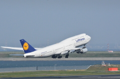 747-8