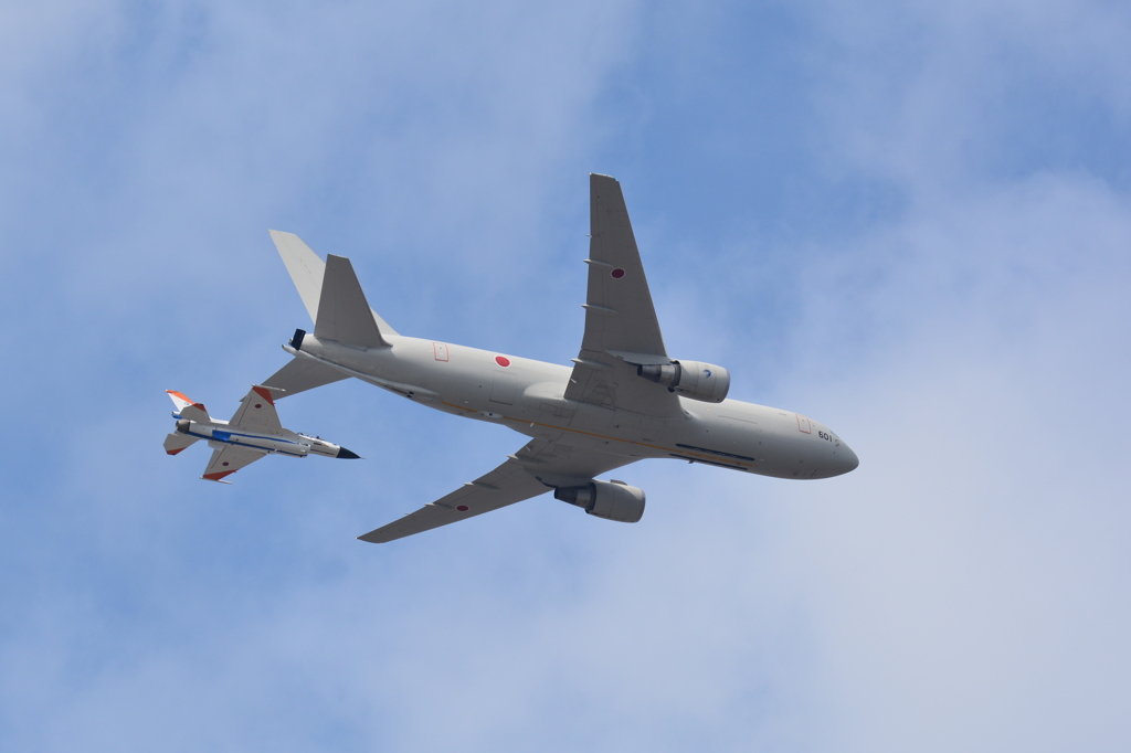 KC-767→F2　模擬給油
