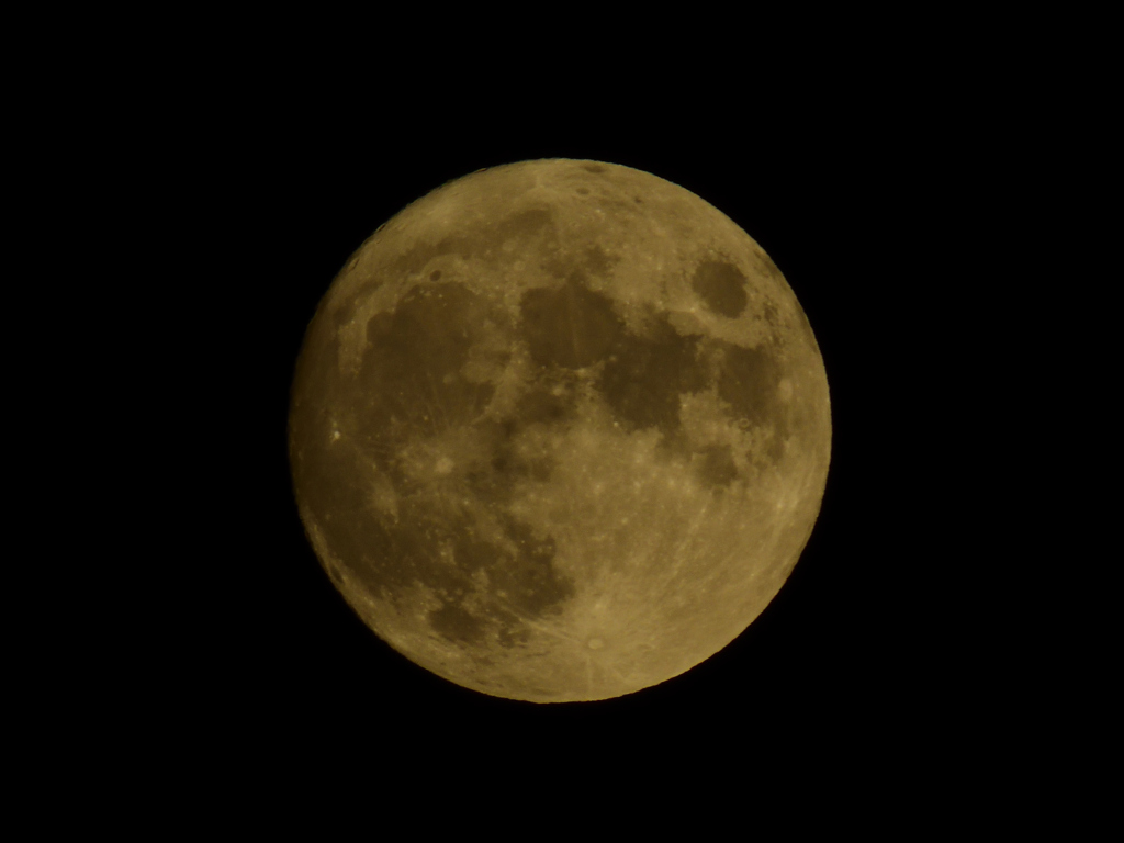 中秋の名月イブ