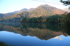 湯ノ湖　兎島