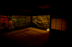 瑠璃光院にて