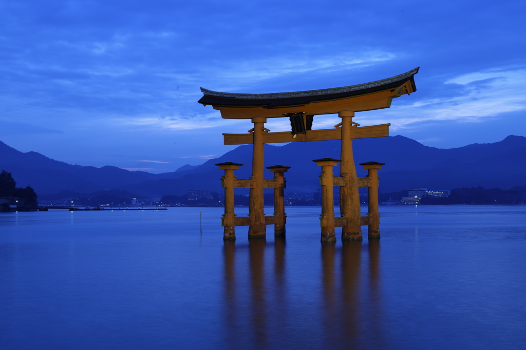 Blue Moment
