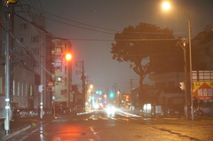 きもちわるいくらい遠くの空が明るかった