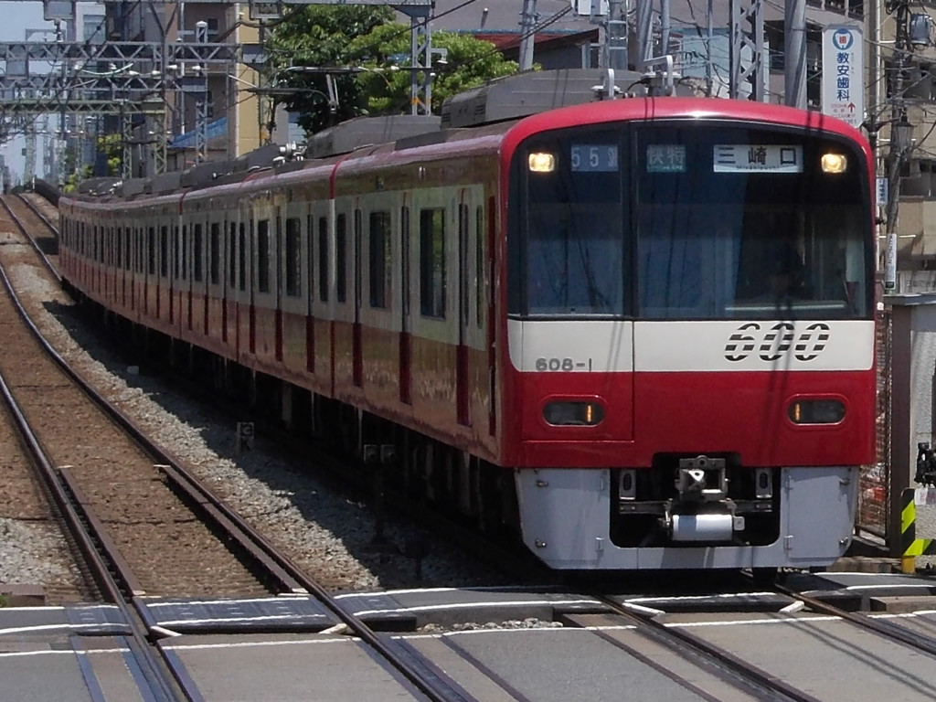 ６０８編成