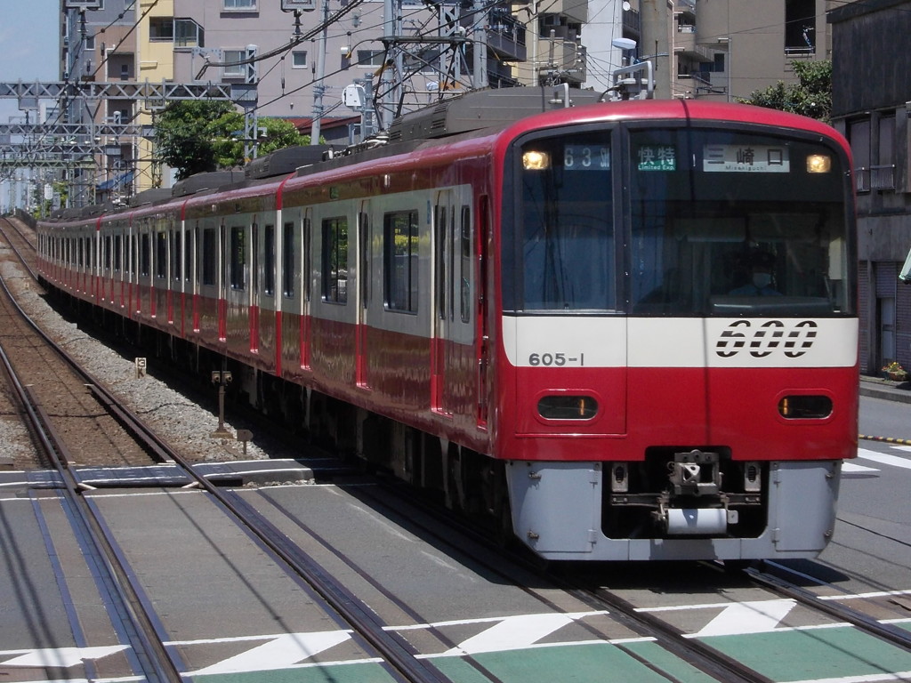 ６０５編成