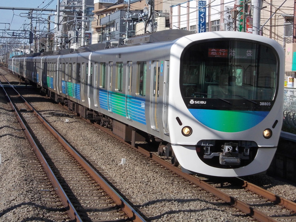 ３８１０５編成
