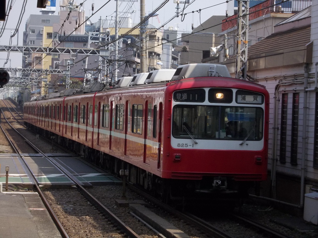 ８２５編成