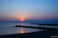 江ノ島の海岸の夕日