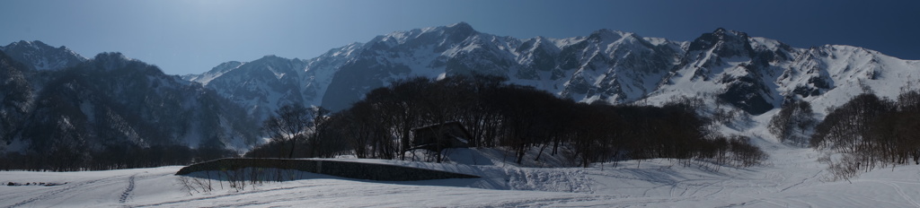 伯耆大山北壁。パノラマで。