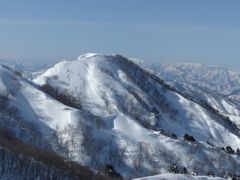 奥美濃の雪山（鎌ケ峰）
