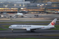 羽田空港流し撮り練習