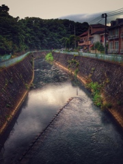 川