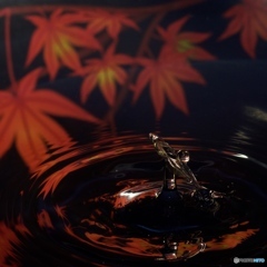 Water splash 紅葉
