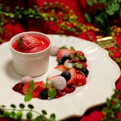 strawberry blanc-manger