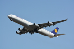 ルフトハンザ A340