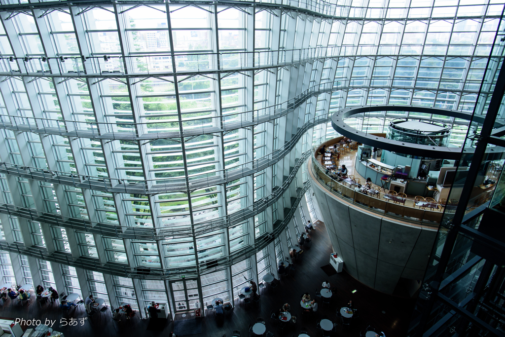 国立新美術館