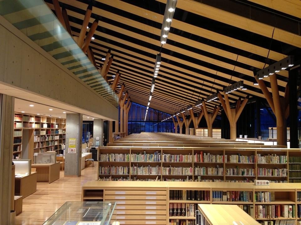 木の図書館