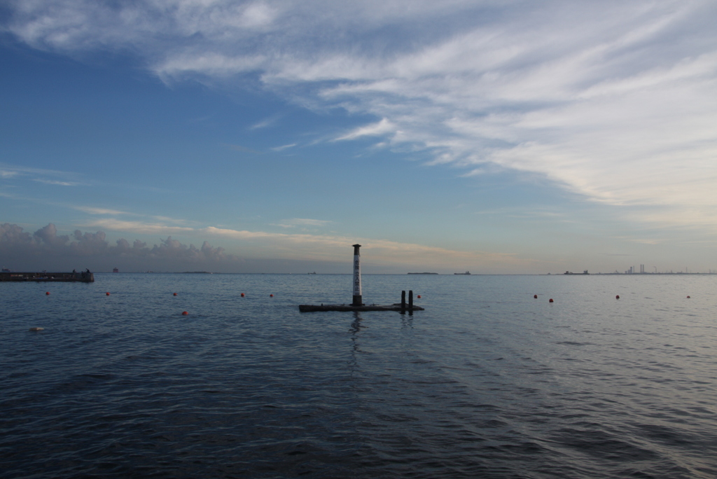 汽笛が聞こえる