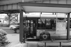 乗せる、乗る