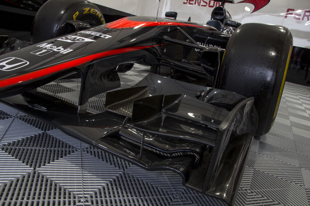 McLaren Honda MP4-30 | 12