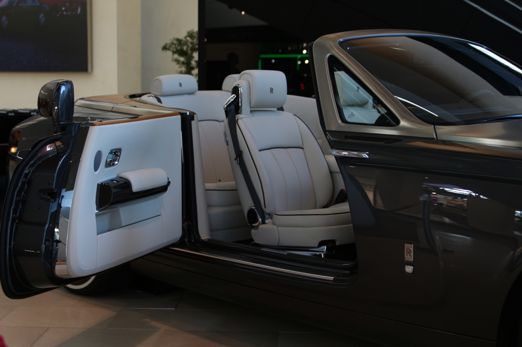 Rolls-Royce Phantom Drophead Coupé 3