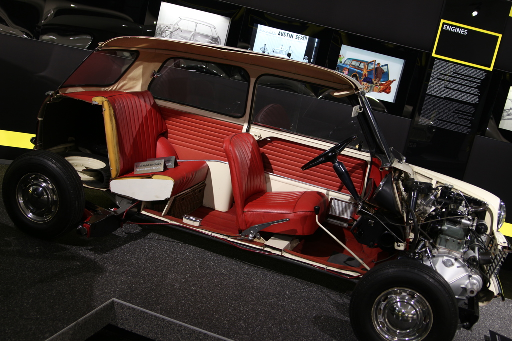 Austin MINI Half-Section Show Car 1965, 