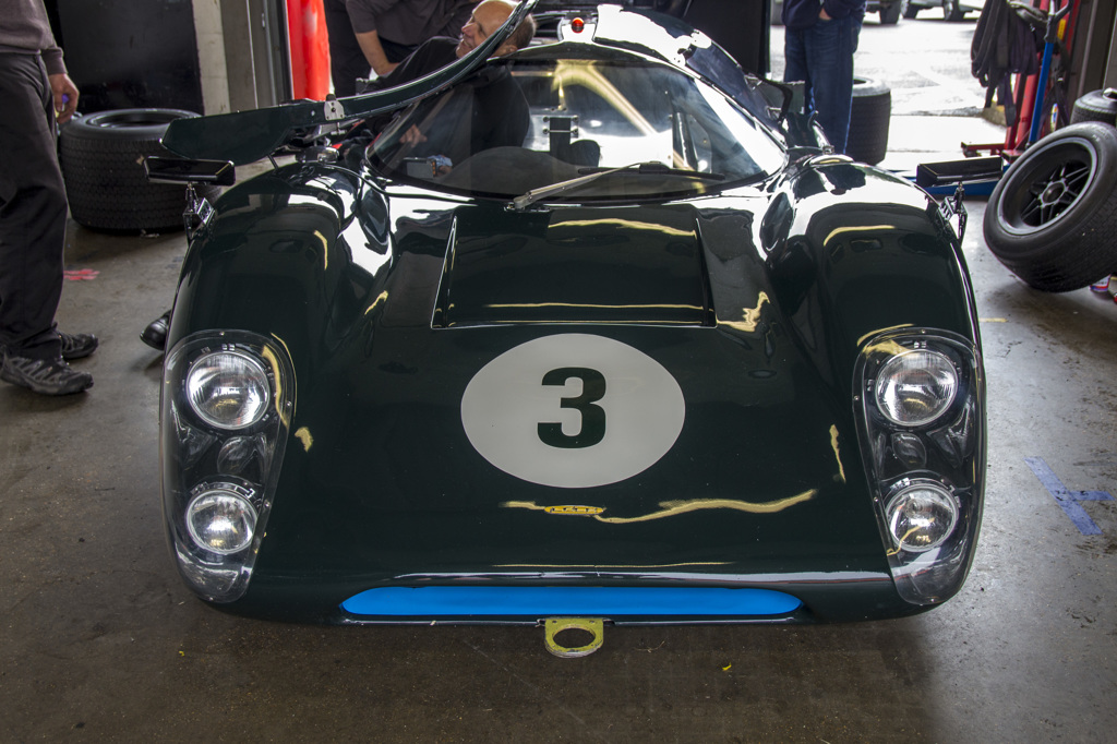 [BRANDS HATCH 122] Lola T70Mk3B 1969