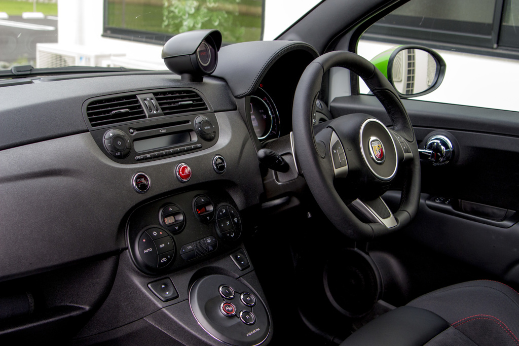 ABARTH 595 COMPETIZIONE(ABA-312142) 6